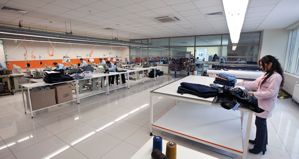 Cüno tekstil modelhane